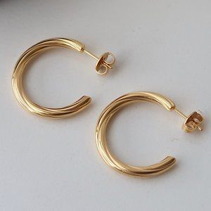 NEW 18K Gold Plated Braided Round C Hoop Earrings